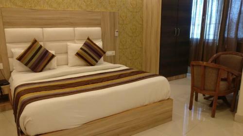 Mega Hotels