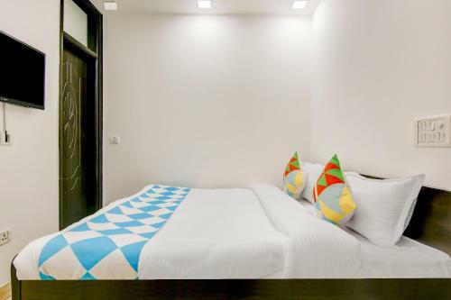 Hostal Oyo Home 65301 Livin Home Stay