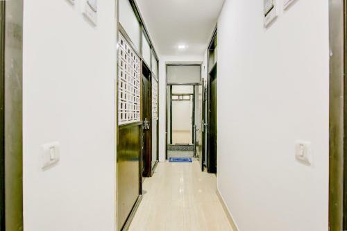 Hostal Oyo Home 65301 Livin Home Stay