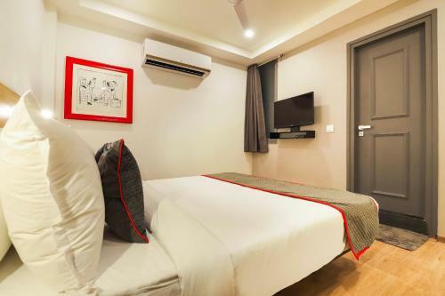 Oyo Townhouse 331 Vat Hotels