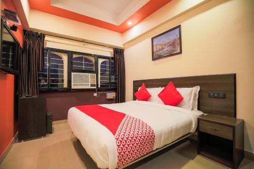 Oyo Flagship 76609 Shiv Hotel Sector 33 Begampur