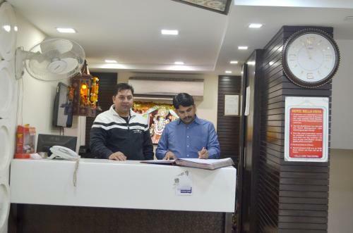 Hotel Bella 69 At Rk Ashram Metro Station
