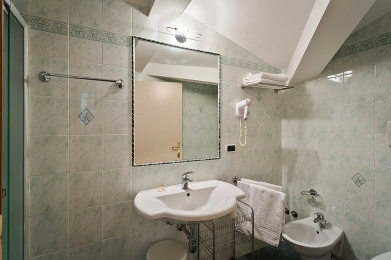 Hotel Due Laghi