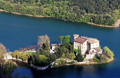 Hotel Albergo Miralaghi