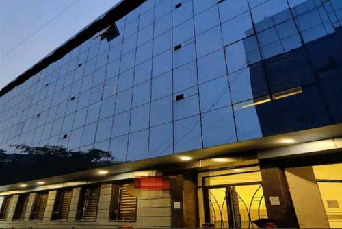Hotel Whitepod Luxury By D Pavillon Delhi Airport