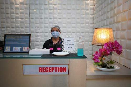Hotel Whitepod Luxury By D Pavillon Delhi Airport