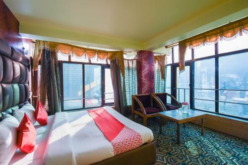 Oyo 65528 Hotel Hill View