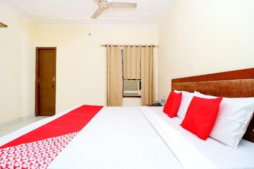 Hotel Oyo 30883 Chinar