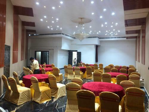 The Red Velvet Hotel