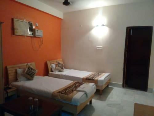 Hotel Lord Shiva