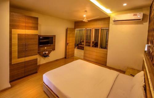 Hotel Saubhagya Inn
