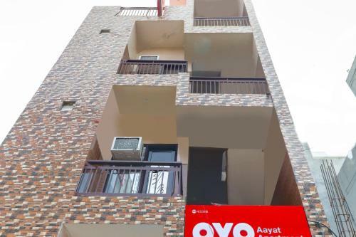 Hotel Oyo 43318 Aayat Apartment