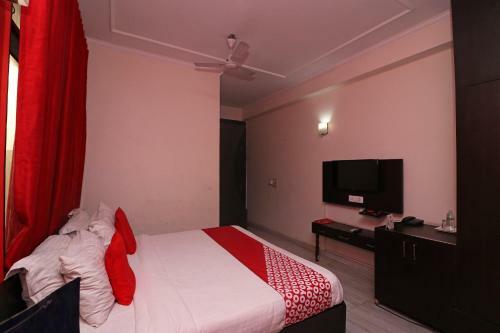 Oyo 76880 Hotel 2 Cubes