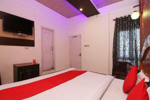 Oyo 76880 Hotel 2 Cubes