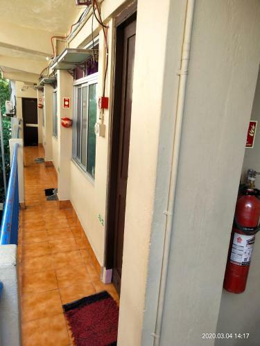Hostal Amina Lodge