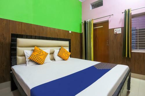 Hotel Spot On 77029 Sahil Palace