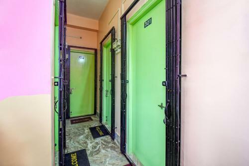 Hotel Spot On 77029 Sahil Palace