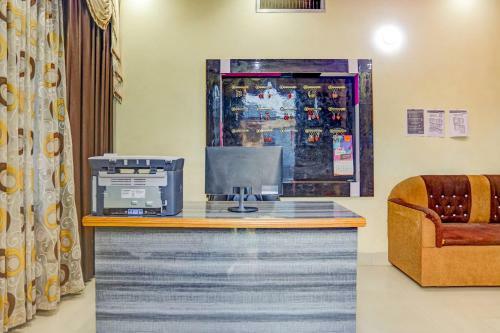 Hotel Spot On 77029 Sahil Palace