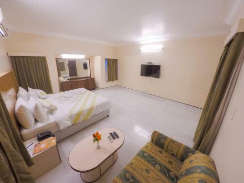Hotel Vinnca Lrn Excellency