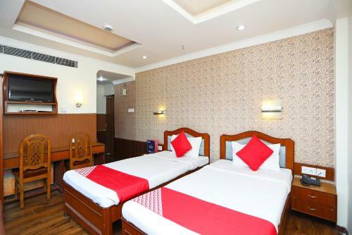Oyo 794 Hotel East Palace