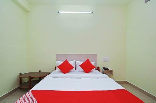 Hotel Oyo 24623 Chetana Residency