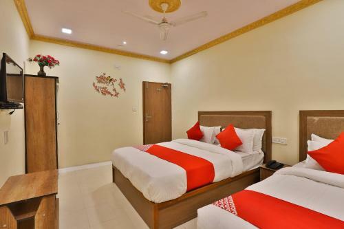 Oyo 30369 Abc Hotel