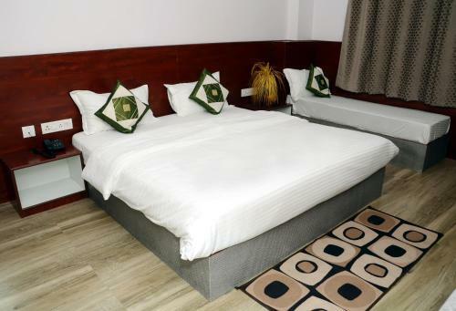 Hotel Meera Mahal
