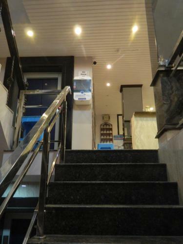 Hotel Shivani Palace