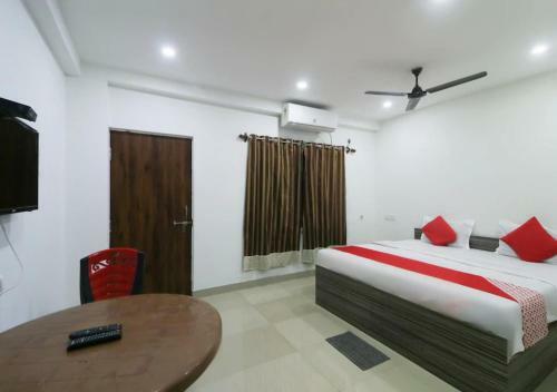 Gharana Hotel And Resort