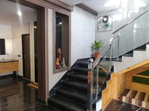 Hotel Atul Residency