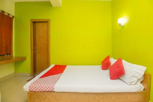 Oyo 64739 Hotel Sharda