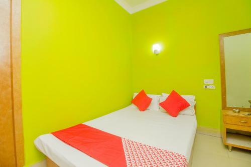 Oyo 64739 Hotel Sharda