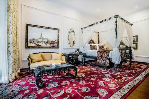 Hotel Mayfair Tea Resort