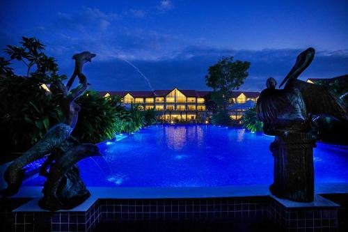 Hotel Mayfair Tea Resort