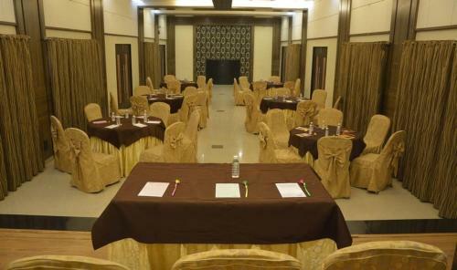 Hotel Surya Executive