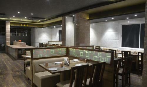 Hotel Surya Executive