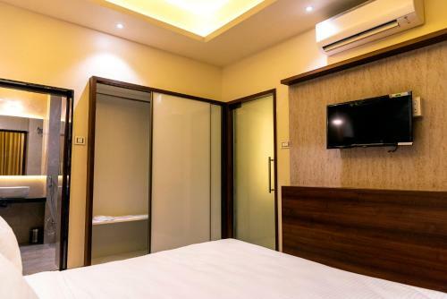 Hotel Pratham