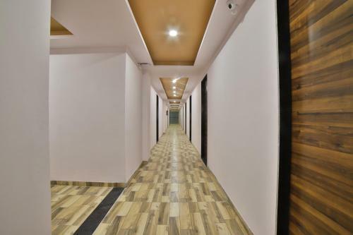 Hotel Oyo Flagship 27974 Madhuram Arcade