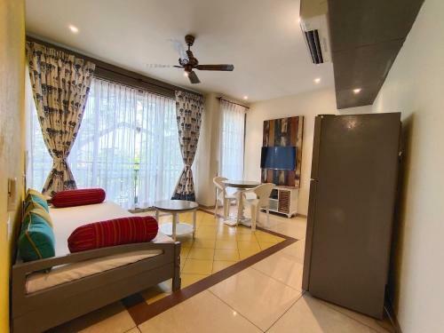 Bougainvilla Apartment
