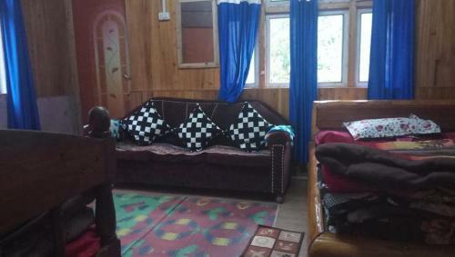 Vamoose Sinkawli Homestay