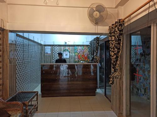 Hotel Tlb Palace