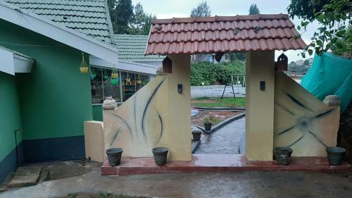 Hostal Green Casa Ooty(Families Only)