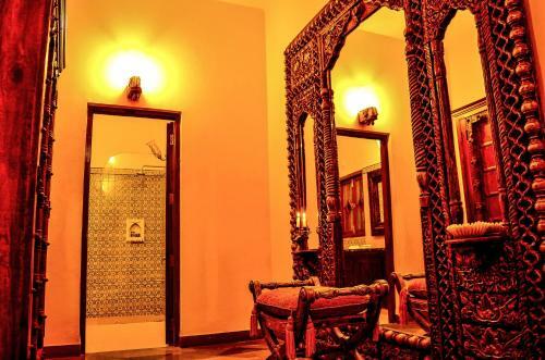 Hotel The Royal Retreat Resort & Spa