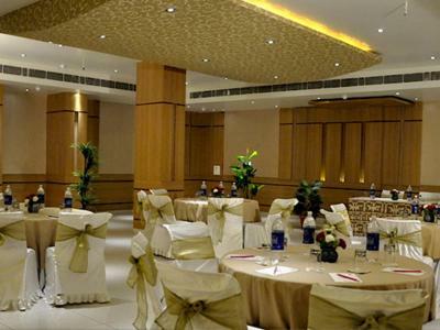 Adb Rooms Hotel Surabhi International,varanasi