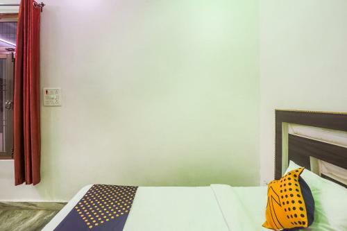 Hotel Spot On 72214 Mahi Paying Guest House