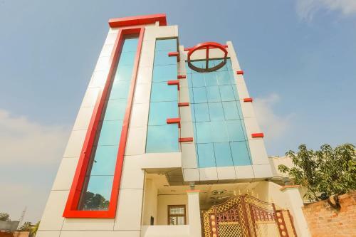 Hotel Spot On 72214 Mahi Paying Guest House