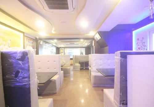 Hotel Prakash