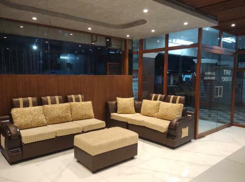 Hotel Srt Residency