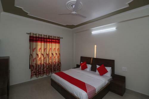 Hotel Oyo 40842 The Royal Resort