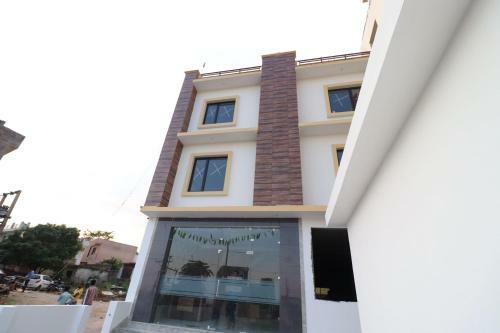 Hotel Oyo 40842 The Royal Resort